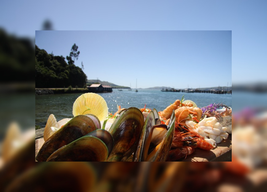 Careys Bay Hotel